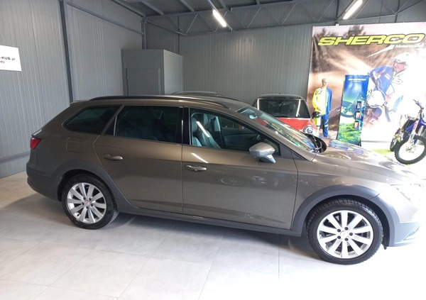 Seat Leon cena 64700 przebieg: 95765, rok produkcji 2015 z Włoszczowa małe 742